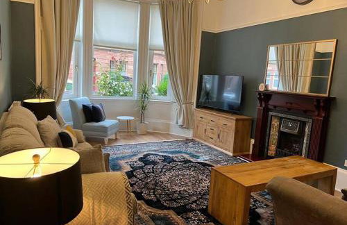 Victorian 3 BR main door flat, King size beds , large rooms - Foto 11