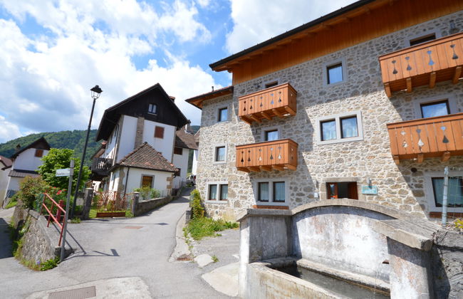 Casa Rasat - Photo 1