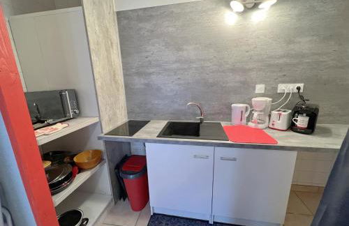 Les Meublés du Rocher - Près du parc LE PAL - Foto 9