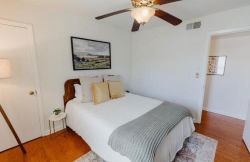 Centrally Located 2BR Overton Square Unit 2 Fast WiFi Free Parking Yes Pets - Foto 4