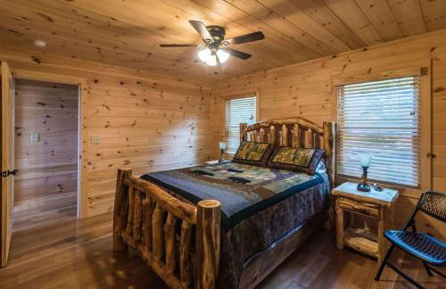 Majestic mountaintop cabin, hot tub, fireplaces - Foto 34