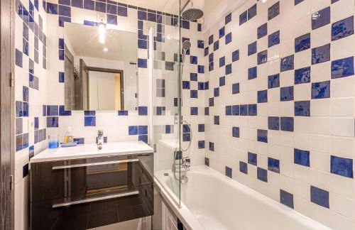 Appartement élégant à Val-d'Isère avec balcon, parking, wifi - FR-1-694-270 - Foto 6