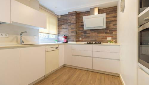 Los Sastres - Photo 4