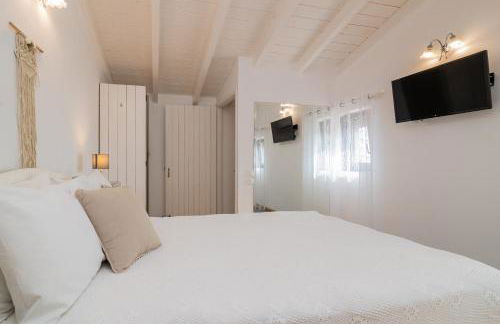 Villa Daniela - Private Pool and Serene Location, by ZanteWize - Foto 10