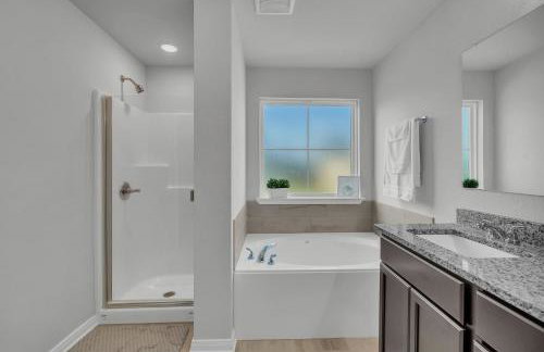 Luxury Retreat in Serene Surroundings, 4 Bedrooms Corporate House, Entire house with full amanities, Convenient location Near Medical Centers and Downtown - Foto 41