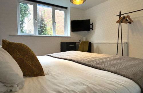 Large Luxury Home in Solihull - Sleeps 14 near NEC & BHX - Foto 27