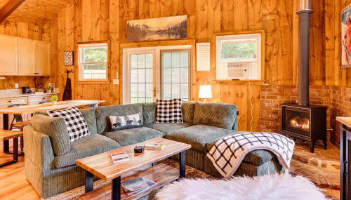 2 Mi to Conway Cozy Cabin with Grill and Yard! - Foto 5