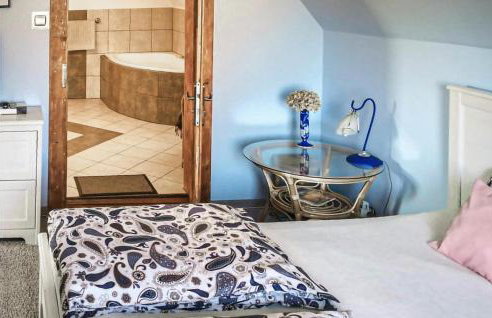 Gorgeous Apartment In Sobótka With Wifi - Foto 17