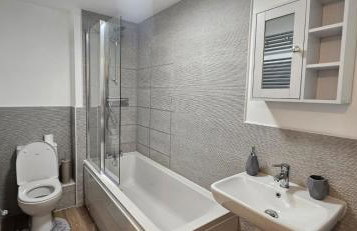 Luxe 2 Bed Apartment - Foto 28