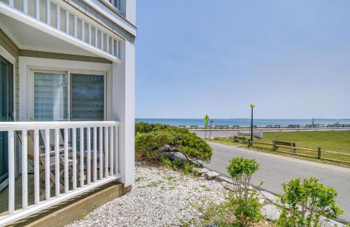 Breezy Oak Bluffs Condo - Steps to Inkwell Beach! - Foto 1