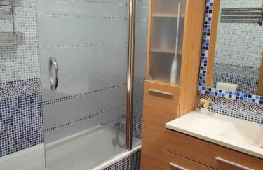 Atico centrico con terraza y garaje - Foto 12