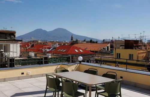 Exclusive Spaccanapoli Penthouse-Terrace with Lift By HouseinNaples - Foto 37