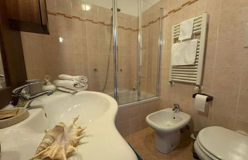 Skyline15-Elegant panoramic apartment-Metro M1- Only 20 minutes from Milan Cathedral - Foto 19