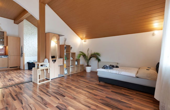 Modern Holiday Home in Pinsdorf With Garden - Photo 36