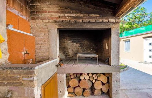 3 Bedroom Awesome Home In Jurdani - Foto 13