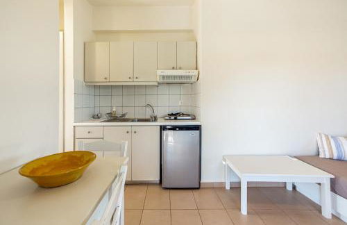 Glaros Kouremenos - Photo 33