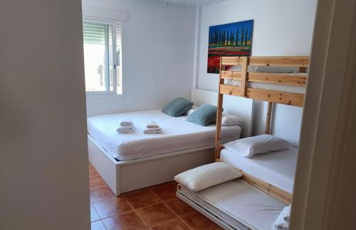 Precioso apartamento con piscina y garage - Foto 25