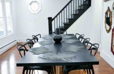 Private 10 guest Getaway Fire-Pit Golf Hike Ski Spa - Foto 2