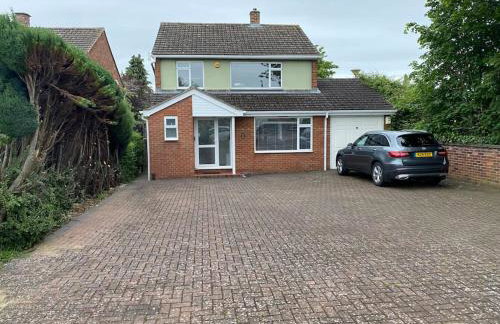 Modern 3-Bedroom villa, 3 Parking Spaces, WiFi - Foto 27