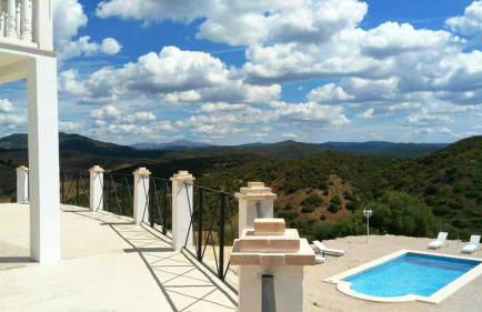 Elegant Villa in Algar with Private Pool - Foto 3