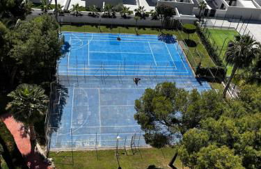 Ocean View Apartment - Photo 9