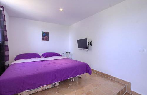 Charming villa Nera with pool and hydromassage near the beach - Foto 42