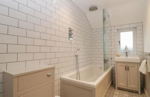 Honeypot Cottage - Photo 16