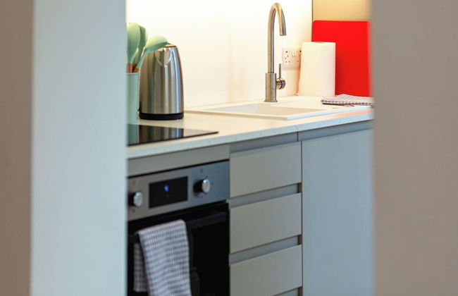 Bright & Airy 2BD - 10min walk to Centre - Foto 16