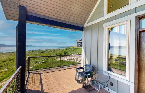 8 Bed 5 Bath Vacation home in Fish Haven - Photo 25