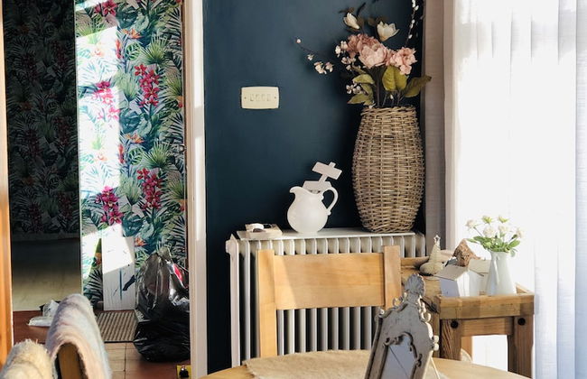 3 Bed Cottage - Sleeps 6 - Pets - Garden - Parking - Foto 7