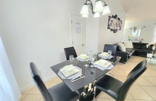 Orlando villa private pool/hot tub close to Disney - Foto 39