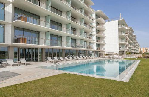 Bayline- Beachfront and Pool - Photo 23