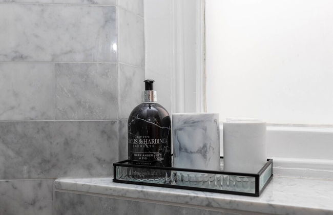 Stylish 2 Bedroom Apartment Near Oxford Street - Photo 41