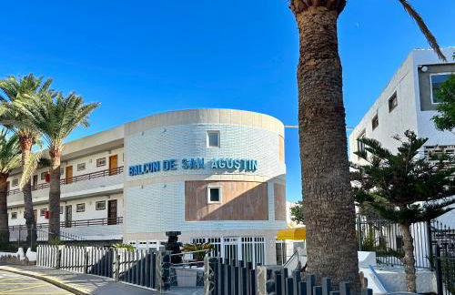 Sobre el mar con vistas a las Dunas de Maspalomas - Foto 34