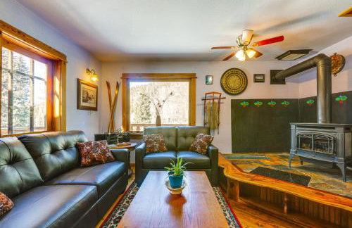 Mountain Chalet Getaway: Steps to Crystal River! - Foto 2