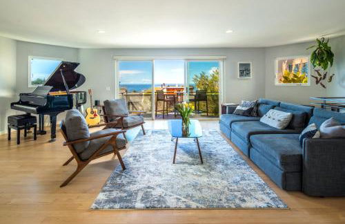 Beach Resort Home with Ocean Views Jacuzzi & Sauna! - Foto 47