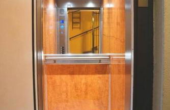 Bel Appartement spacieux T4 avec 2 Parkings privée Gratuit - Foto 10