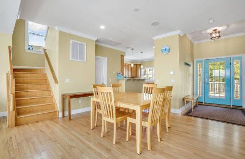 Diving Duck - Waterfront home w Hot tub & Boat dock & King Bed - Foto 19