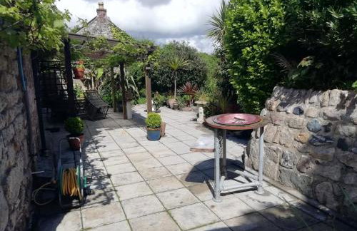 Windman Cottage - your tranquil home from home with beautiful garden - Photo 10