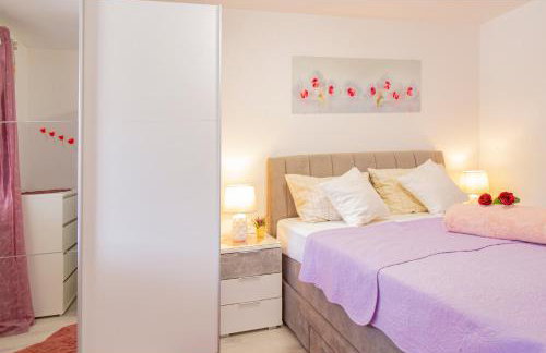 Toncica Sunny terrace with seaview and shaded BBQ area - Foto 15