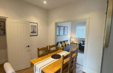 Stylish 3 Bed House in Fratton with Garden & Parking, Sleeps 6 - Foto 10