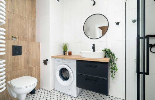 Prestigious Apartment with Terrace and Parking Close to the Airport Poznań by Renters Prestige - Foto 18