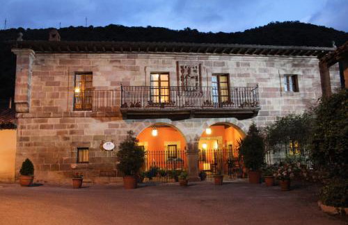 Casona De La Salceda - Photo 45