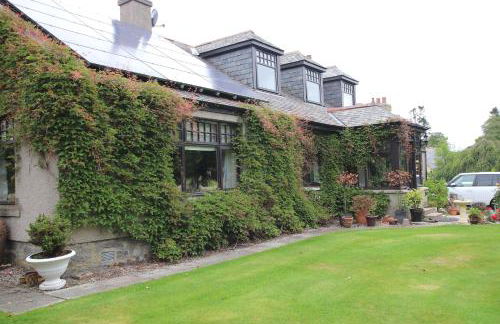 Serene Countryside Home with Manicured Gardens - Foto 46