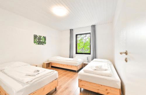 Tolstov Apartments - 1 , 2 and 3 Room Monteur Apartments - Photo 11