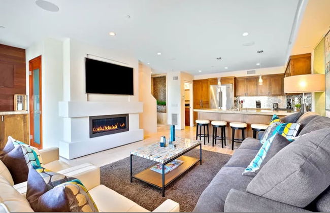 7 Br 2 Hot Tubs Rooftop Beach Block Ocean View - Photo 3