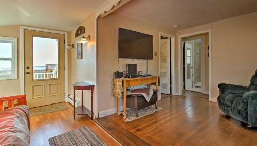 Steps to Cape Cod Canal Pet-Friendly Home - Foto 4