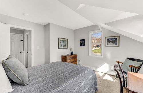 Spacious Oceanfront Home Stunning Sunset Views - Foto 31