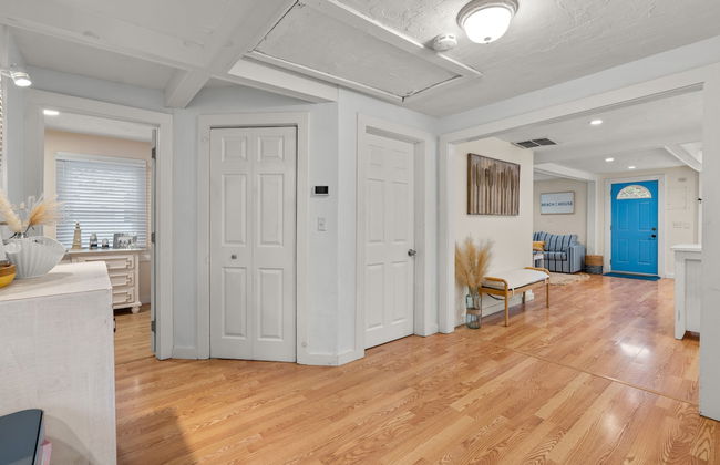 King St. Cottage - Photo 17