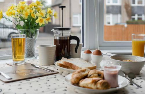 Crewe Apartment - Stylish 2 bedroom apt, Garden, Free parking, Edin City - Foto 21